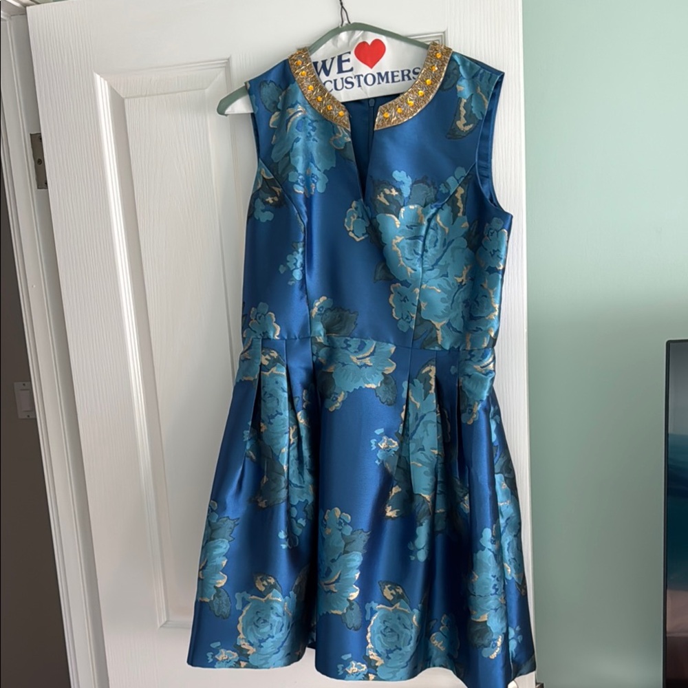 Badgley Mischka Blue V-neck Pleated Formal Dress